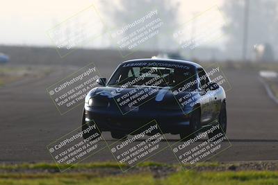 media/Jan-18-2026-CalClub SCCA (Sun) [[8bc6468723]]/Group 7 Race/Turn 1/